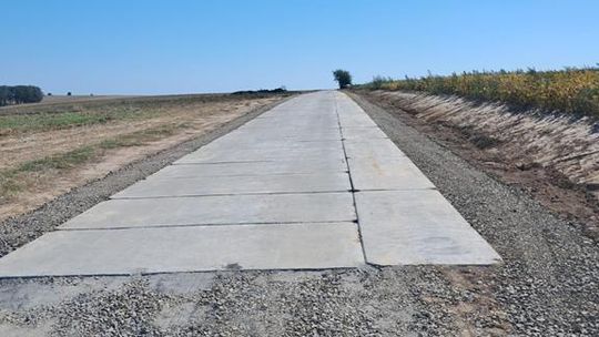 Ukończona budowa drogi dojazdowej do gruntów rolnych w Suchodołach