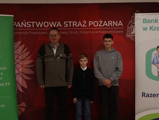 Gmina Fajsławice znów na szczycie - mamy młodych mistrzów wiedzy pożarniczej ! Zdjęcie przedstawia Eliminacje powiatowe Turnieju "Młodzież zapobiega pożarom", które odbyły się 27 marca 2026r. w Komendzie Powiatowej PSP w Krasnymstawie