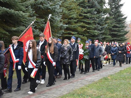 Gminne obchody Narodowego Święta Niepodległości w Gminie Fajsławice Zdjęcie przedstawia Gminne obchody Narodowego Święta Niepodległości w Fajsławicach, które odbyly się 11 listopada 2025r.