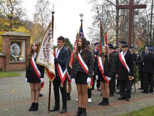 Zdjęcie przedstawia Obchody Narodowego Święta Niepodległości w Gminie Fajsławice, które odbyły się 11 listopada 2023r.