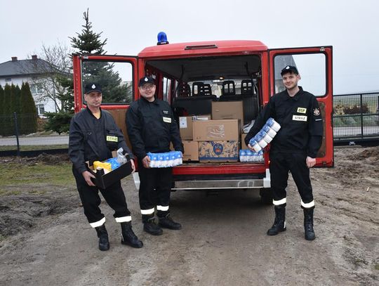 OSP Suchodoły niesie świąteczną pomoc dla Domu Dziecka w Krasnymstawie