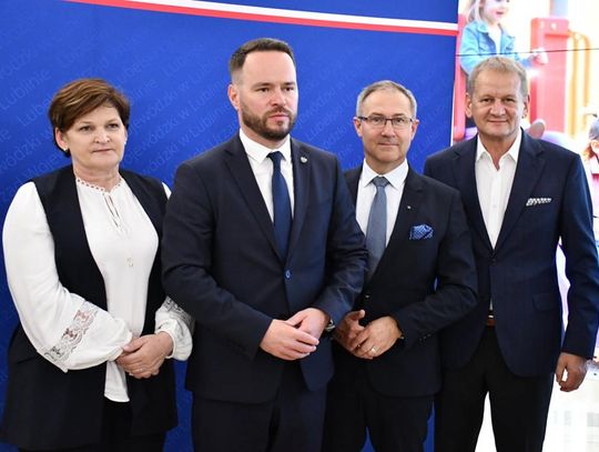 Podpisanie umowy na dofinansowanie aktywnego placu zabaw w Boniewie