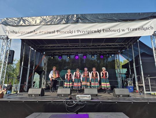 Zespół Śpiewaczy „Fajsławianki” na XVI Nadwieprzańskim Festiwalu Piosenki i Przyśpiewki Ludowej w Trawnikach
