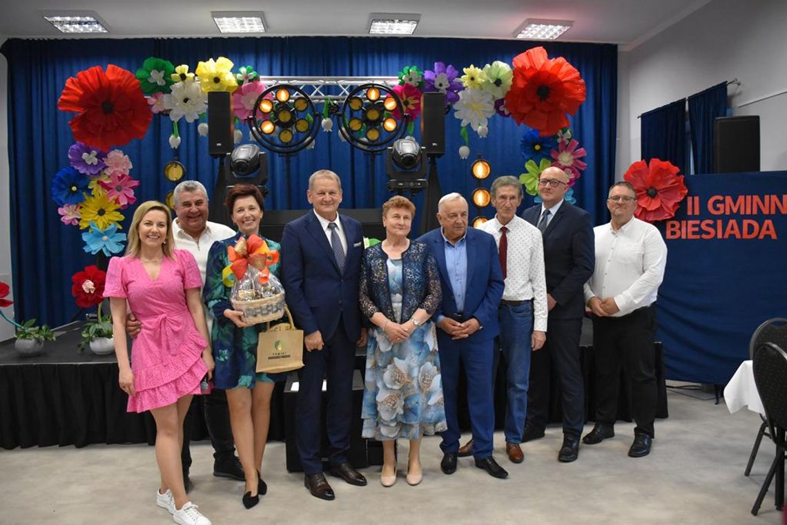 Gminna Biesiada Kół Gospodyń Wiejskich w Fajsławicach Gminna Biesiada Kół Gospodyń Wiejskich w Fajsławicach