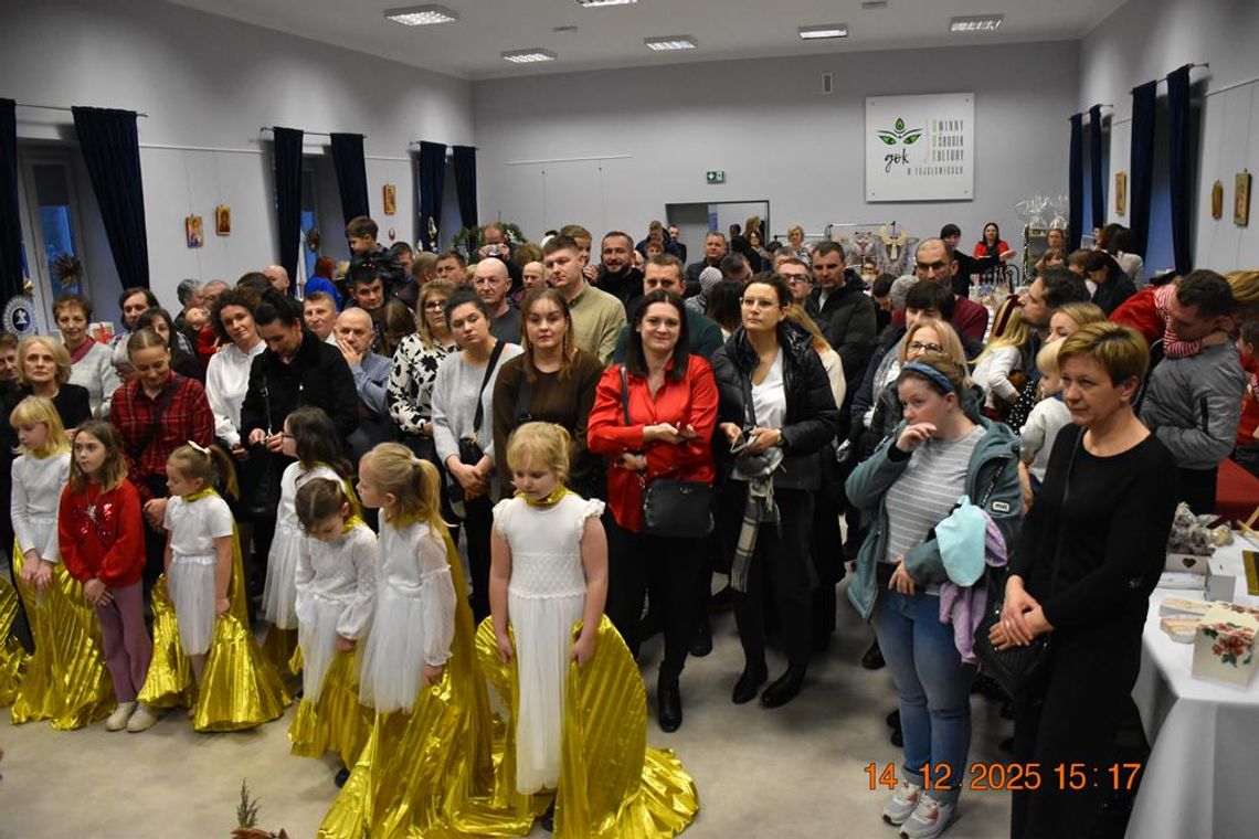 Świąteczny Kiermasz Bożonarodzeniowy w Gminie Fajsławice Świąteczny Kiermasz Bożonarodzeniowy w Gminie Fajsławice