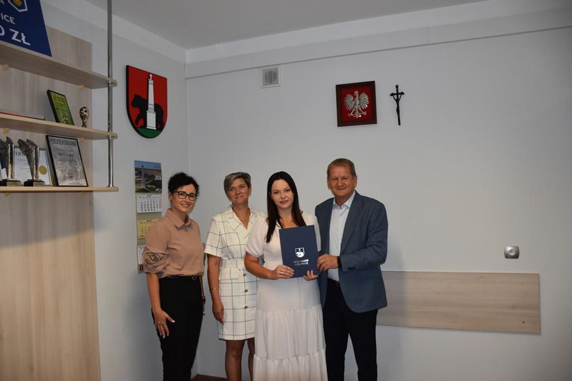 Wręczenie aktu nadania stopnia awansu zawodowego Wręczenie aktu nadania stopnia awansu zawodowego
