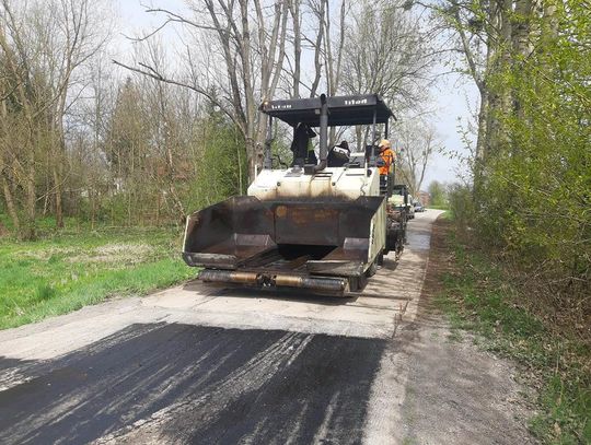 Prace remontowe na drodze gminnej w Siedliskach Pierwszych