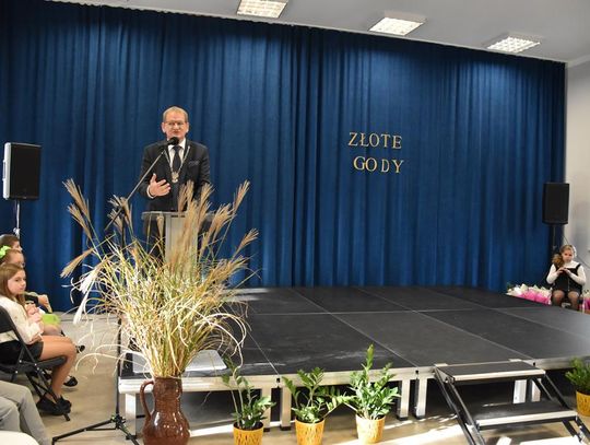 Jubileusz Złotych i Diamentowych Godów, 10 listopada 2023r., sala widowiskowa Gminnego Ośrodka Kultury w Fajsławicach