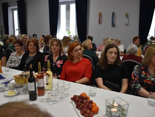 Dzień Kobiet w Gminie Fajsławice, 9 marca 2024r., sala widowiskowa Gminnego Ośrodka Kultury w Fajsławicach