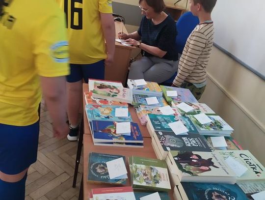 Spotkanie autorskie z Magdaleną Zarębską z uczniami klas 4-6 w Szkole Podstawowej w Siedliskach Drugich