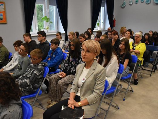 Narodowe Czytanie, 16 września 2025r., sala widowiskowa Gminnego Ośrodka Kultury w Fajsławicach Narodowe Czytanie, 16 września 2025r., sala widowiskowa Gminnego Ośrodka Kultury w Fajsławicach