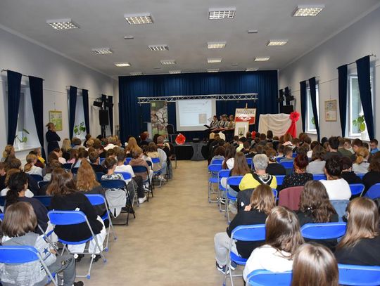 Narodowe Czytanie, 16 września 2025r., sala widowiskowa Gminnego Ośrodka Kultury w Fajsławicach Narodowe Czytanie, 16 września 2025r., sala widowiskowa Gminnego Ośrodka Kultury w Fajsławicach