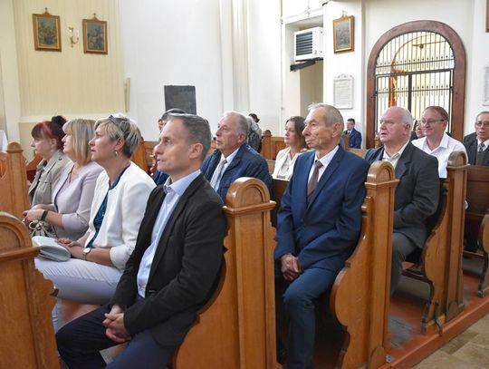 Jubileusz 35-lecia działalności Towarzystwa Przyjaciół Fajsławic, 27 września 2025r., sala widowiskowa Gminnego Ośrodka Kultury w Fajsławicach