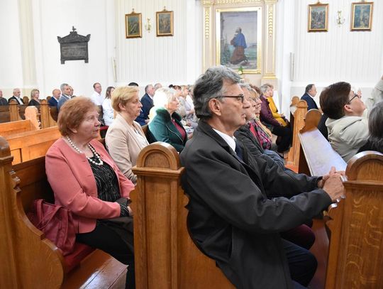 Jubileusz 35-lecia działalności Towarzystwa Przyjaciół Fajsławic, 27 września 2025r., sala widowiskowa Gminnego Ośrodka Kultury w Fajsławicach