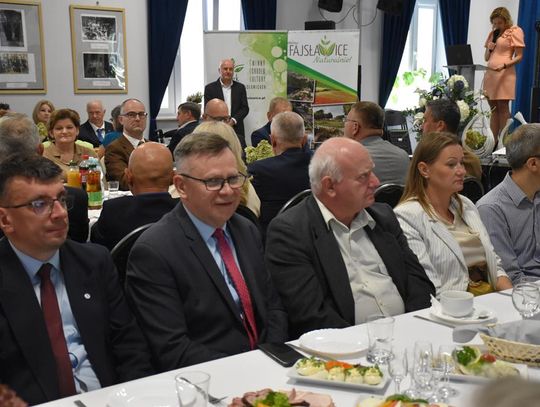 Jubileusz 35-lecia działalności Towarzystwa Przyjaciół Fajsławic, 27 września 2025r., sala widowiskowa Gminnego Ośrodka Kultury w Fajsławicach