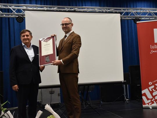 Jubileusz 35-lecia działalności Towarzystwa Przyjaciół Fajsławic, 27 września 2025r., sala widowiskowa Gminnego Ośrodka Kultury w Fajsławicach