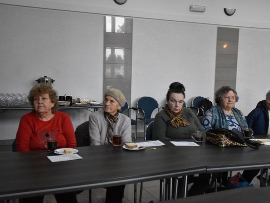 Spotkanie podsumowujące drugi rok działalności Klubu Seniora, 23 października 2025r. Spotkanie podsumowujące drugi rok działalności Klubu Seniora, 23 października 2025r.