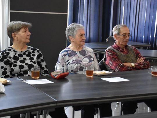 Spotkanie podsumowujące drugi rok działalności Klubu Seniora, 23 października 2025r. Spotkanie podsumowujące drugi rok działalności Klubu Seniora, 23 października 2025r.