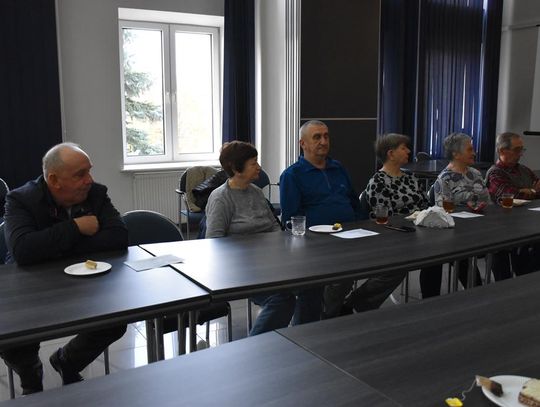 Spotkanie podsumowujące drugi rok działalności Klubu Seniora, 23 października 2025r. Spotkanie podsumowujące drugi rok działalności Klubu Seniora, 23 października 2025r.