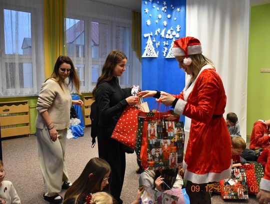 Mikołajki dla podopiecznych z Domu Dziecka w Tuligłowach, 9 grudnia 2025r.