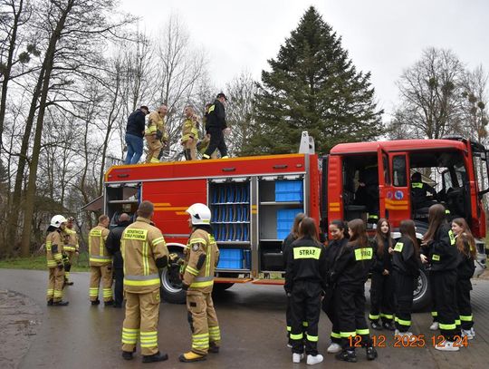 Powitanie nowego wozu strażackiego dla OSP Fajsławice, 12 grudnia 2025r.